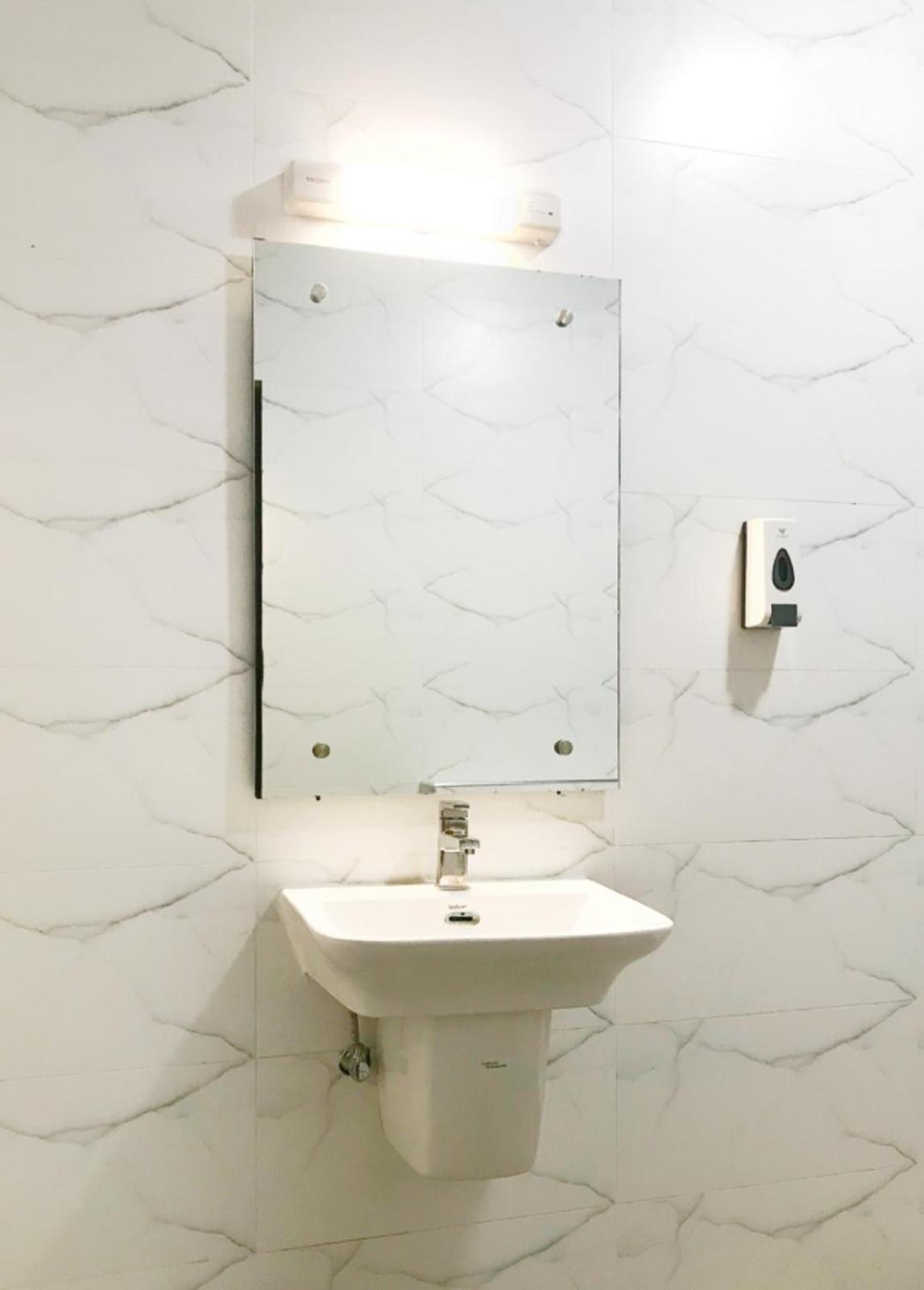 The Ivory Suites 蒙巴萨 外观 照片